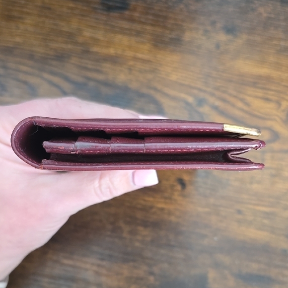 Cartier Maroon Leather Card Holder with Gold Logo - Picture 3 of 12